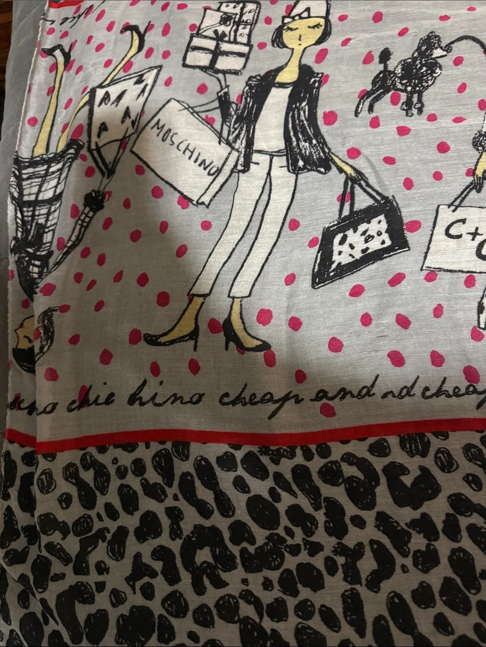 Moschino extra large